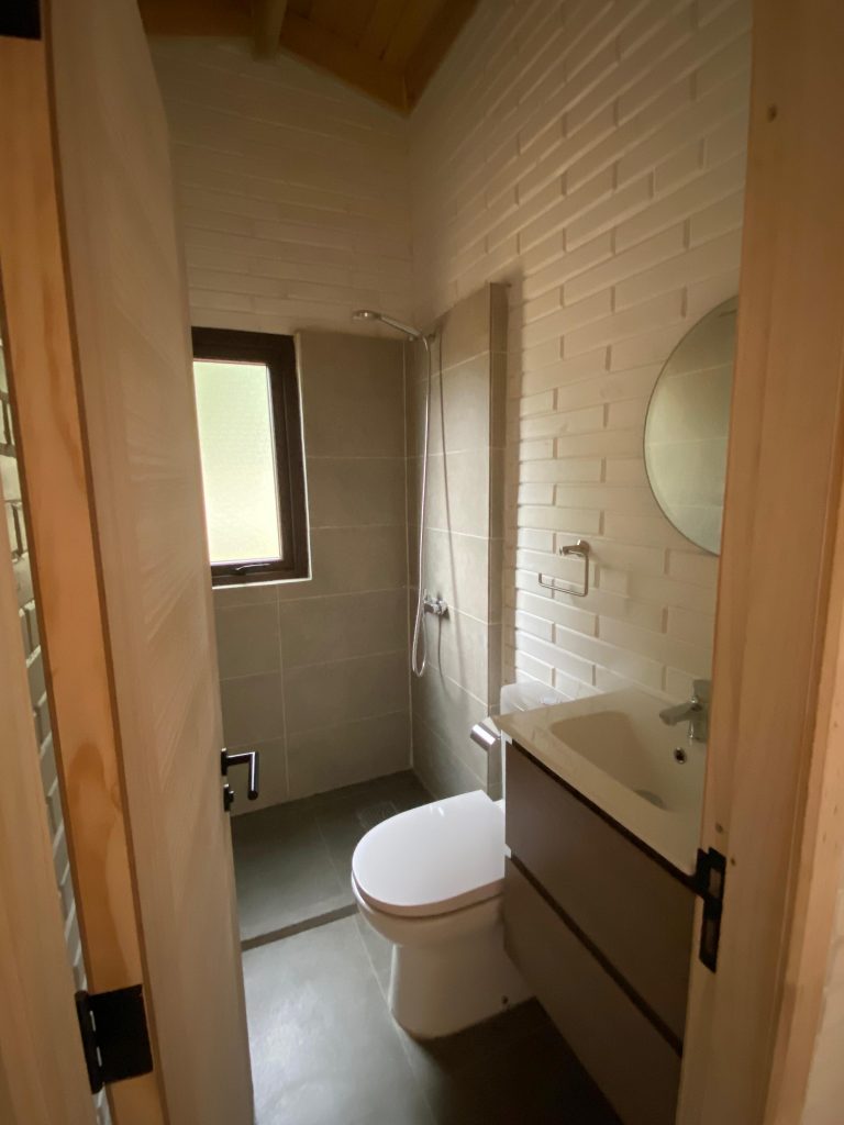 Baño - Casa Gorbea, Chile - Sistema BME®